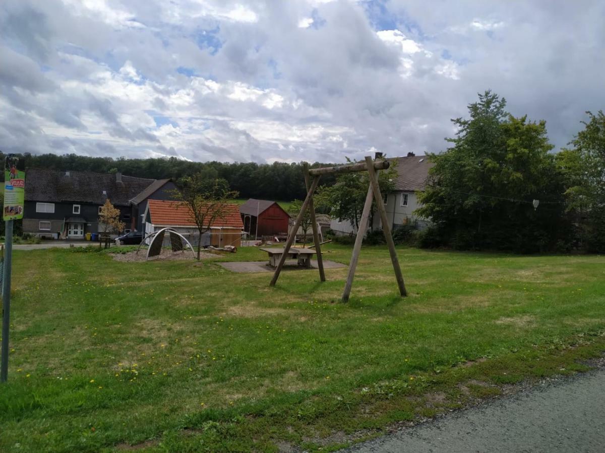 Ferienhaus Winterberg Bromskirchen Bagian luar foto